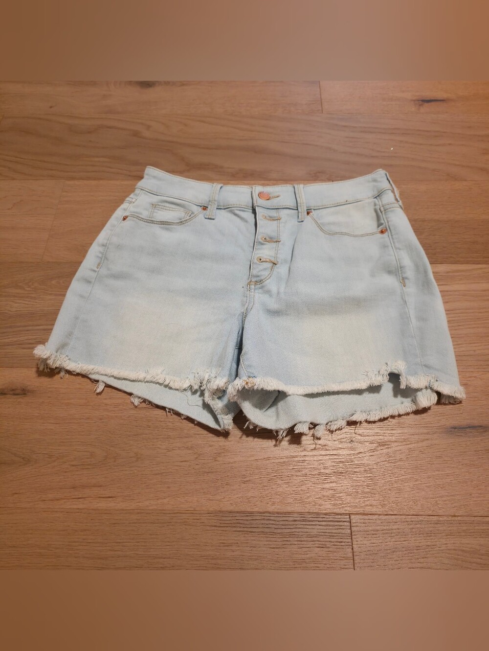 Universal Thread Light Wash High-Rise Button-Fly Frayed Denim Shorts